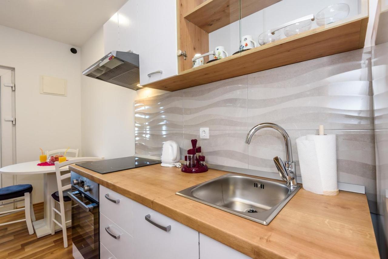 Apartment Dego Near Ploce, Riverfront, Parking Rogotin Exterior foto